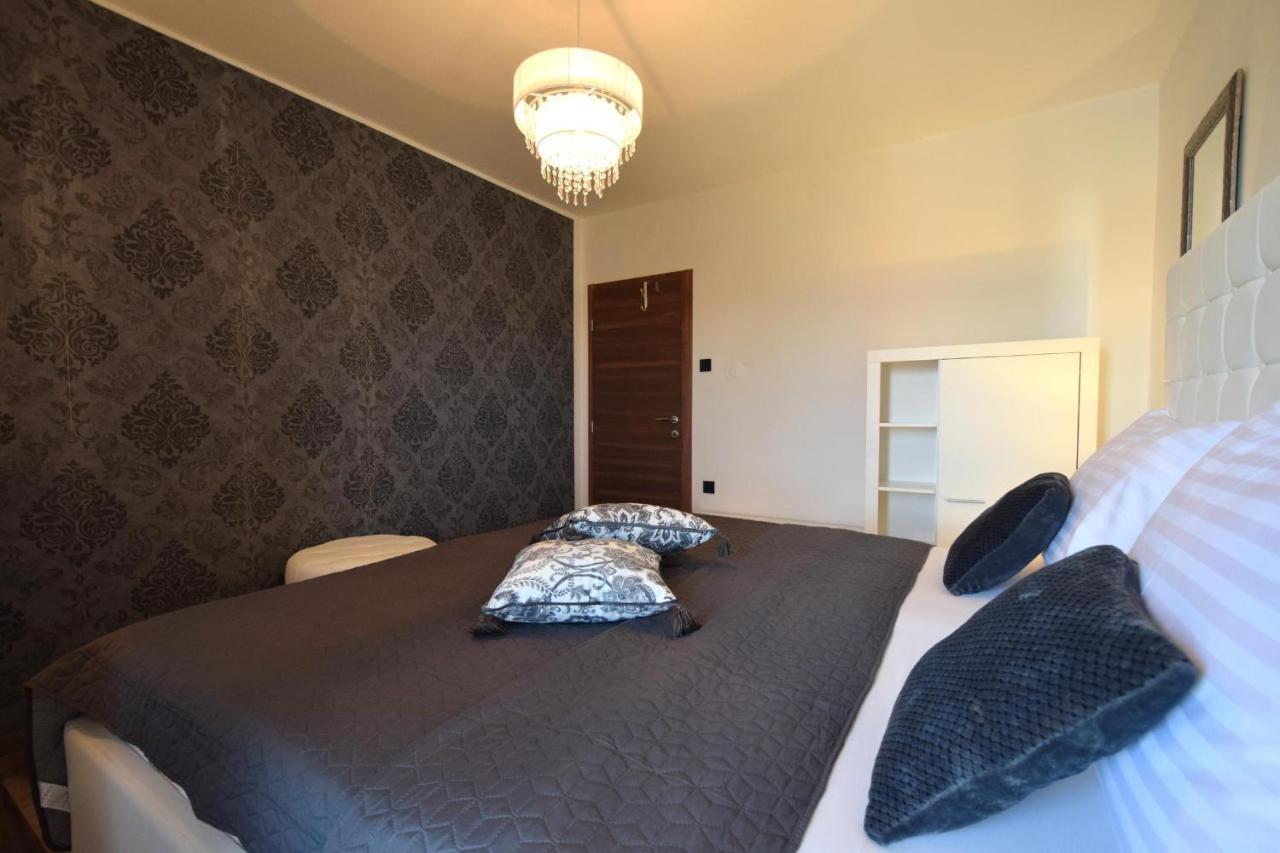 Apartments Antonija Malinska Zewnętrze zdjęcie