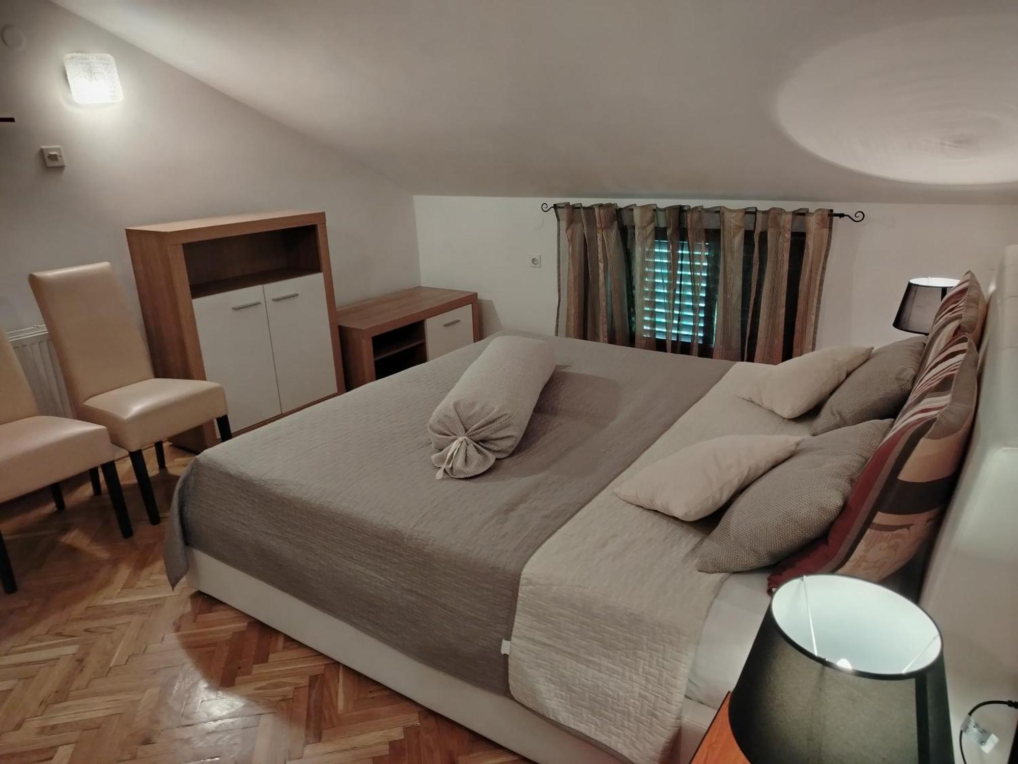 Apartments Antonija Malinska Zewnętrze zdjęcie