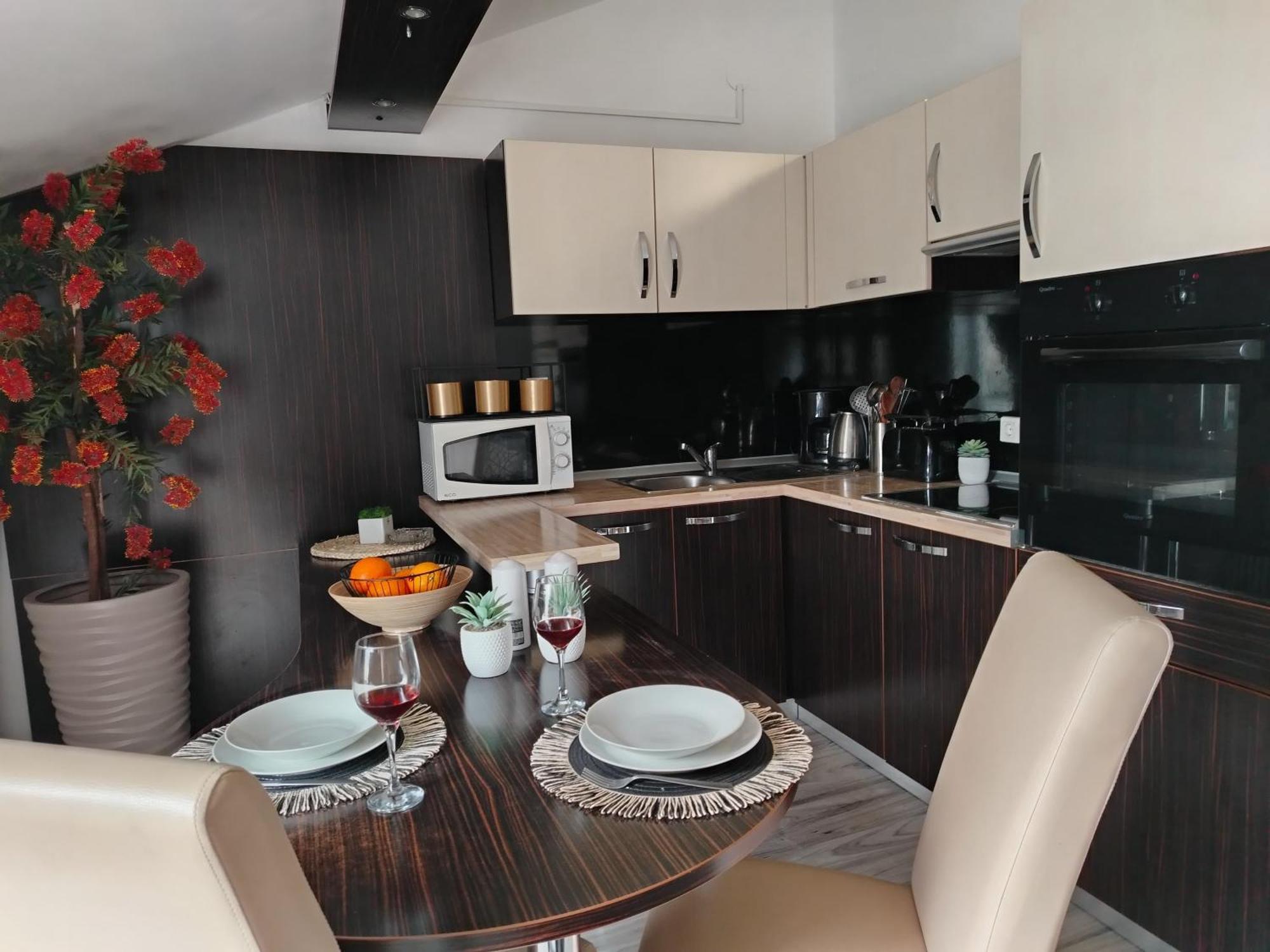 Apartments Antonija Malinska Zewnętrze zdjęcie